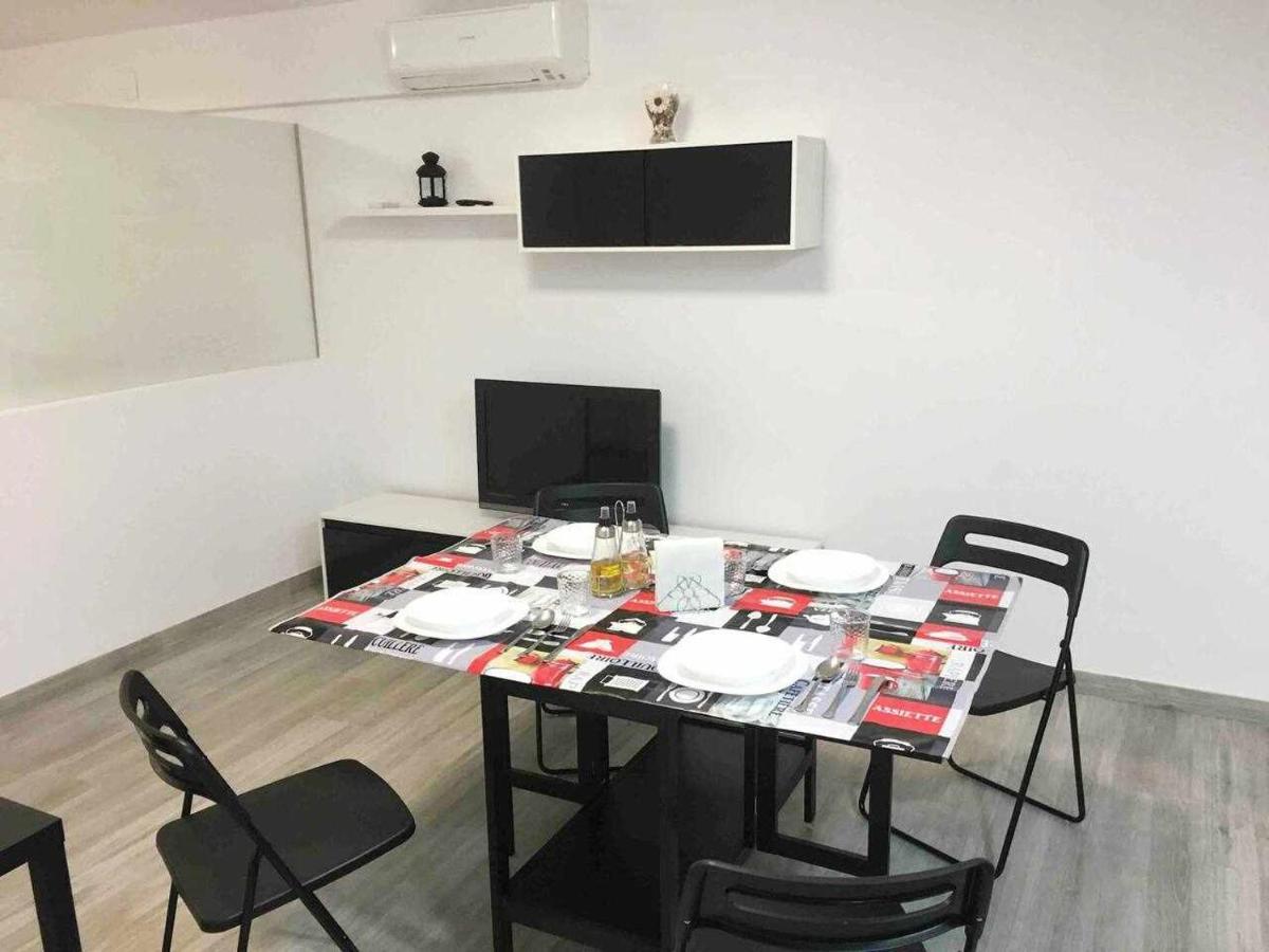 Apartment La Gavina Beach Barcelona Airport Gavà Buitenkant foto